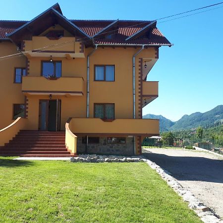 Pensiunea Annalisa Corbeni Ngoại thất bức ảnh